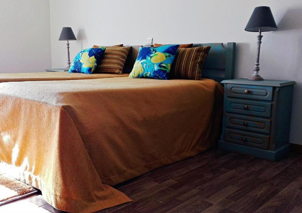 Guesthouse Casa Das Abegoarias Селорику-ди-Башту Экстерьер фото