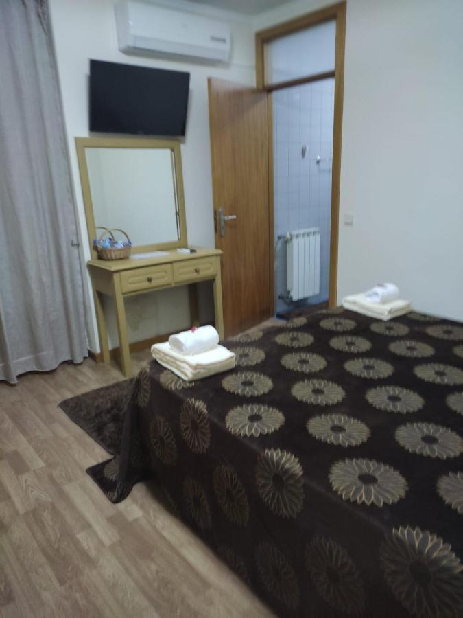 Guesthouse Casa Das Abegoarias Селорику-ди-Башту Экстерьер фото